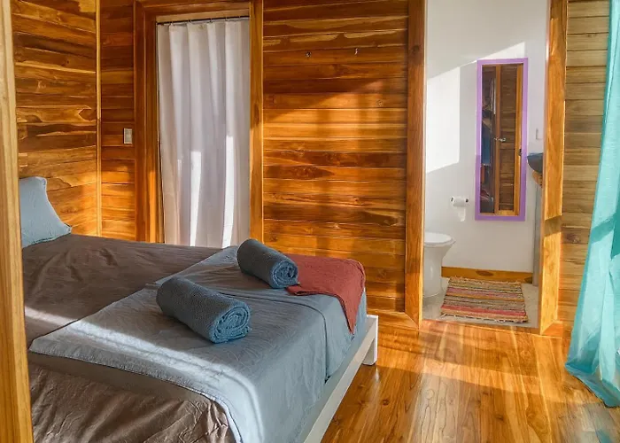 Casa Leo - Blue Zone Of Near Dream Beaches Hojancha